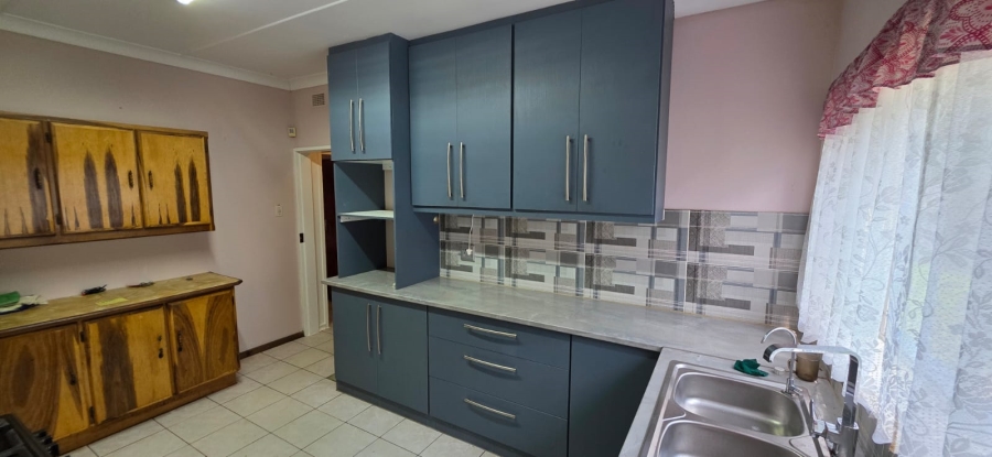 3 Bedroom Property for Sale in Songloed North West